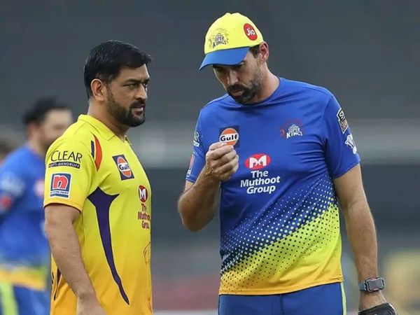MS Dhoni and Stephen Fleming