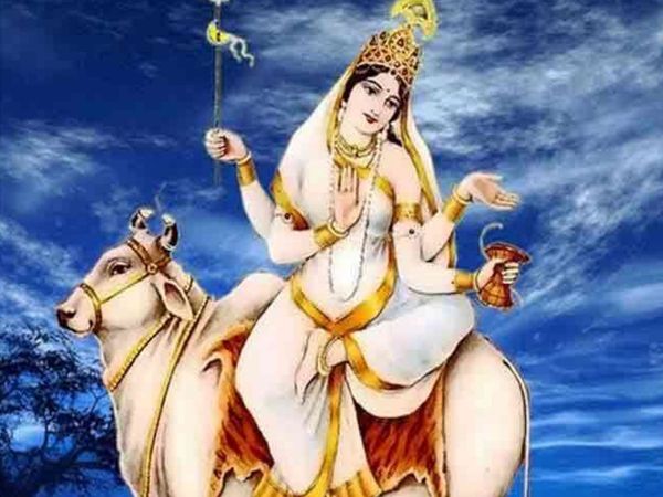 Mata shailputri ki aarti, maa shailputri ki aarti in hindi, mata shailputri ki aarti in hindi, maa shailputri ki aarti, shailputri mata ki aarti, shailputri mata ki aarti in hindi, maa shailputri ki katha aur aarti, maa shailputri ki kahani, maa shailputr