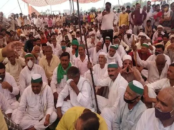 Delhi Haryana Villagers held A important mahapanchayat today against farmers agitation