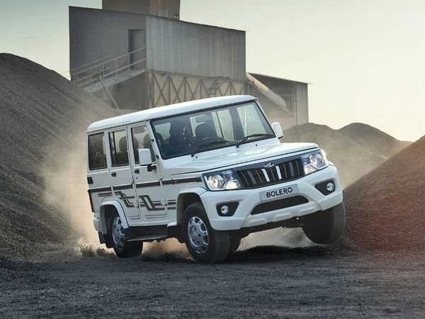 Mahindra Offers June 2022