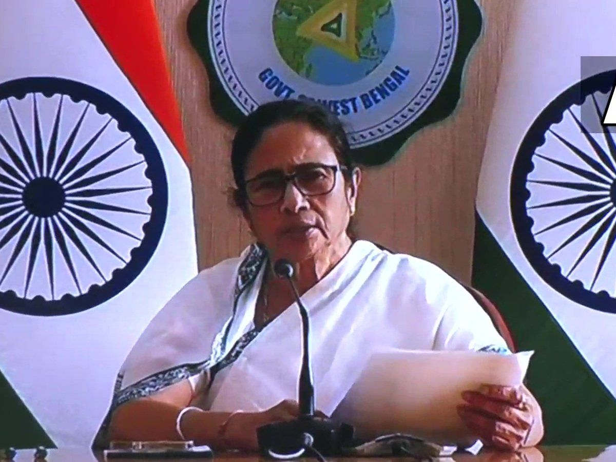 एलपीजी, पेट्रोल-डीजल के दाम तुरंत कम हो, ममता बनर्जी ने यूक्रेन में फंसे और लौटे छात्रों पर कही ये बात
