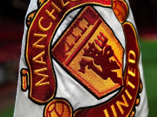 Manchester United wishes East Bengal