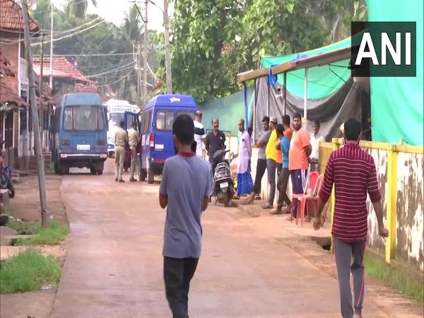A Hindu temple like architectural design was purportedly found underneath the Masjid at Mangaluru in Karnataka