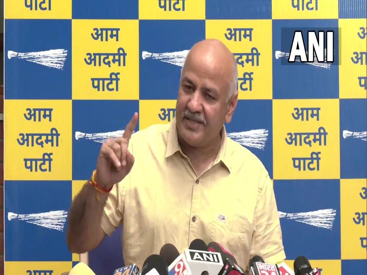 सिसोदिया बोले- मुझे जेल में डालने की है तैयारी, हम भगत सिंह की संतान हैं किसी से नहीं डरते