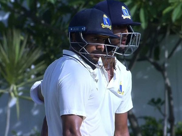 Manoj-Tiwari-Shahbaz-Ahmad