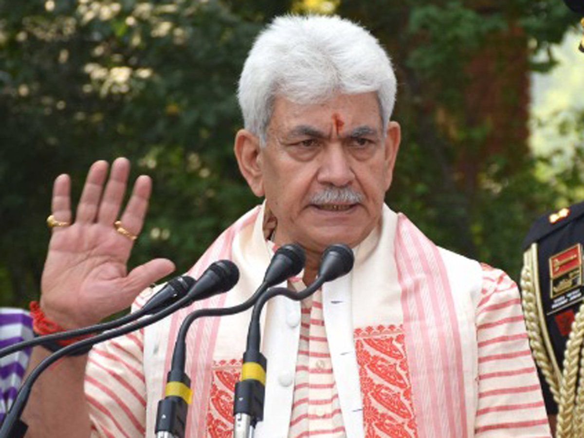 जम्मू-कश्मीर प्रशासन ने 8 भ्रष्ट सरकारी कर्मचारियों को नए नियमों के तहत किया बर्खास्त