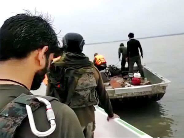 Marcos commandos in Wular Lake kashmir