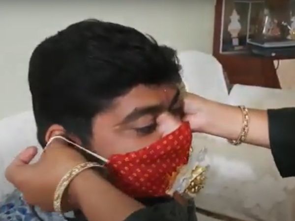 Sister Put on Mask Rakhi, brother gave gift Sanitizer in return, VIRAL VIDEO