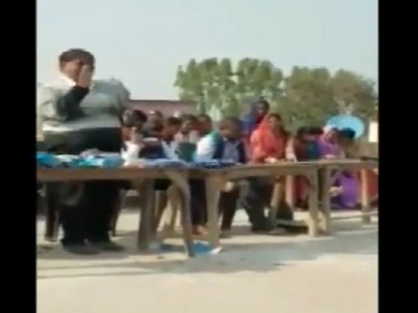 Mass cheating tips by School Manager