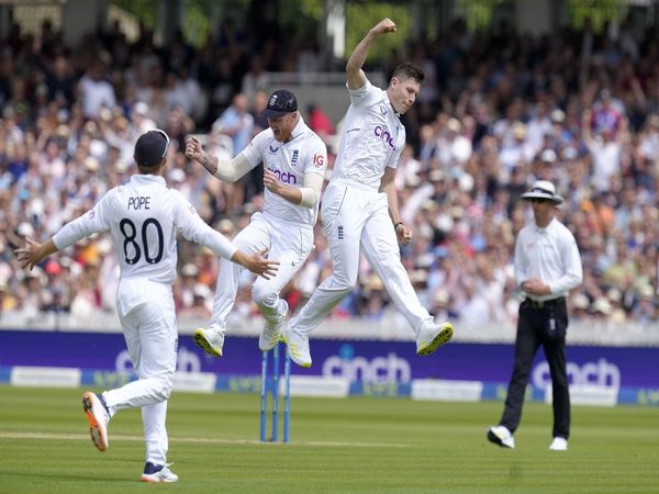 Matty-Potts-First-test-Wicket