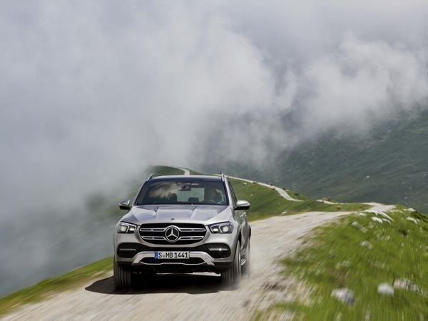 Mercedes-Benz will increase prices of some Car models by 1.5 lakh rupees