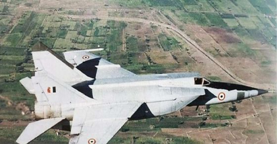 story of mig 25 indian airforce supersonic interceptor fastest military ...