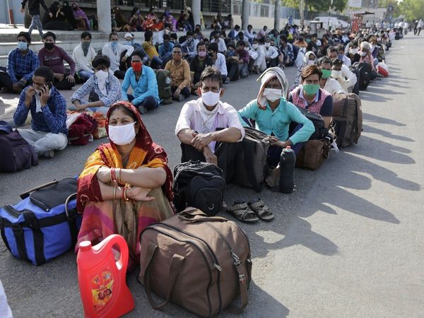 Yogi Adityanath's Popularity Soars Among Migrants From Bihar Amid COVID-19