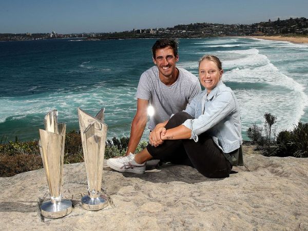 Mitchell Starc with wife Alyssa Healy