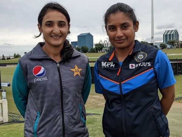 Mithali-Raj-Bismah-Maroof