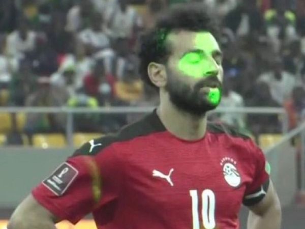 lasers at Mohamed Salah 