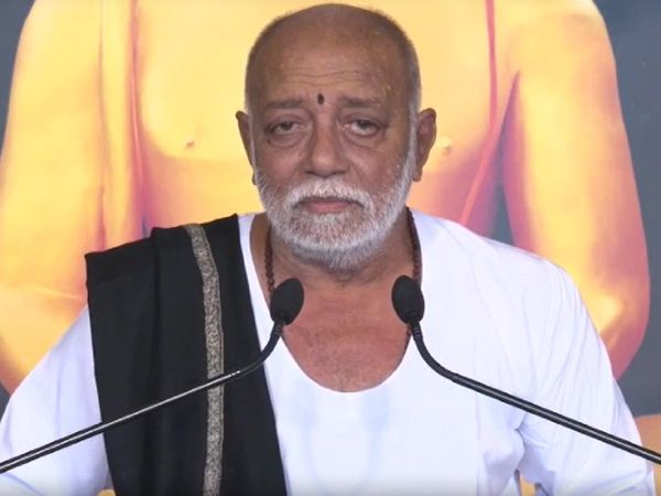 Morari Bapu