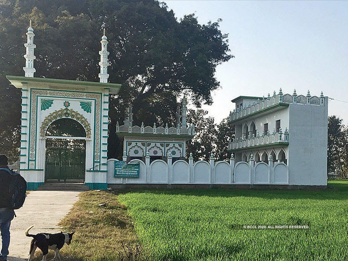 राम मंदिर के बाद अब अयोध्या में मस्जिद निर्माण की कवायद तेज, गणतंत्र दिवस पर रखी जा सकती है नींव