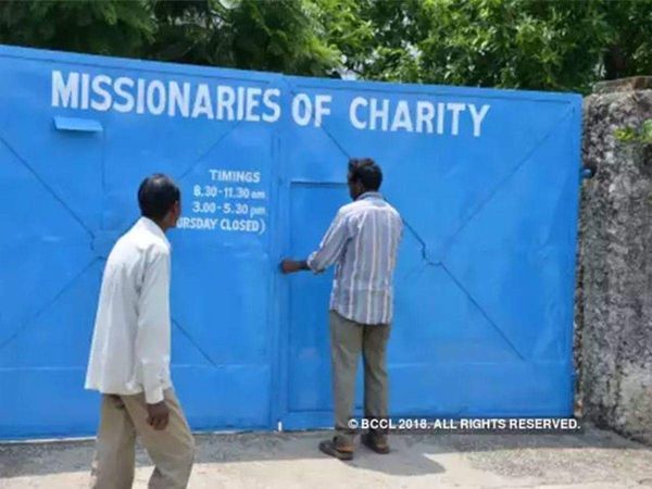  Mamata Banerjee Says Govt froze bank accounts of Missionaries of Charity