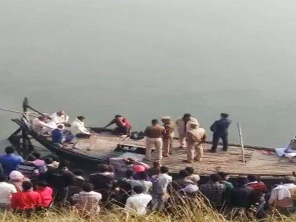 Motihari Boat capsizes