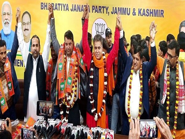Mubashar Azad, nephew of Congress leader Ghulam Nabi Azad, joined BJP in Jammu