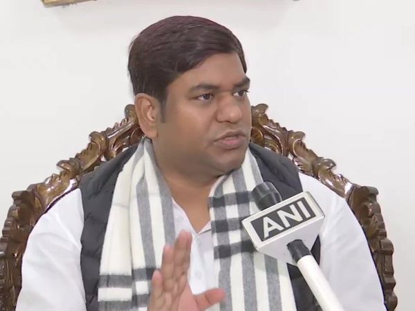 Mukesh Sahani sacked from Nitish Kumar cabinet