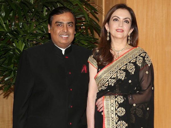 Mukesh Ambani with wife Nita Ambani
