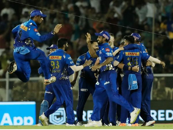 GT-vs-MI-IPL 2022-LIVE-SCORE