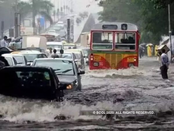 Mumbai Weather forecast Today IMD Predicting a very heavy rainfall and issues red alert 