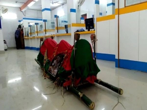 Patna Shocker: 'Dead Man' Brought to Bank Branch as Villagers Demanded Withdrawal of Money From His Account