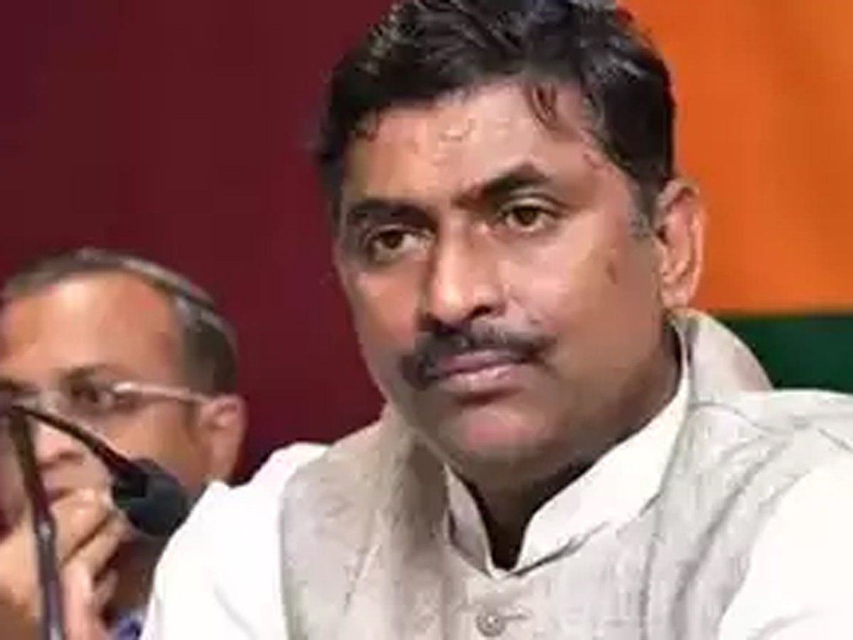 'ब्राह्मण, बनिया जेब में...' BJP प्रभारी मुरलीधर राव के बयान पर कमलनाथ का पलटवार