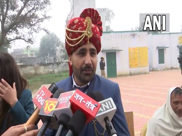Muzaffarnagar Constituency up assembly election first phase polling viral video of bridegroom who come for voting