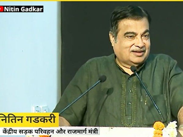 Nitin Gadkari speech on bureaucracy