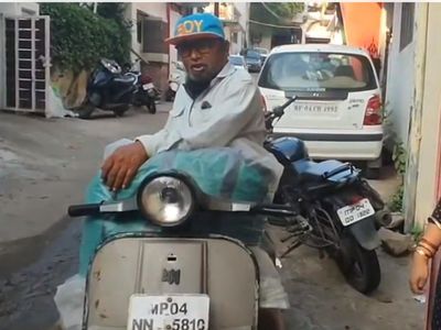 Namkeen Bechne Wale Ka Video Viral Watch Unique Video