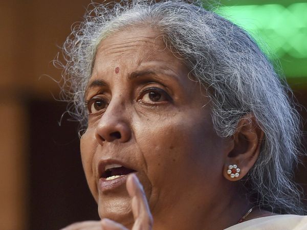 Announcement of help to tourism sector, government will give free visa to 5 lakh tourists