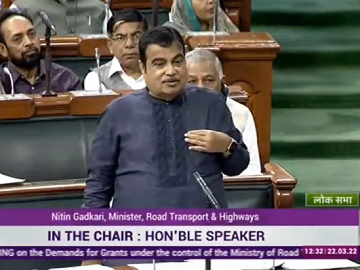 नितिन गडकरी ने संसद में कहा- दिसंबर 2024 तक भारत का रोड इंफ्रास्ट्रक्चर अमेरिका जैसा हो जाएगा