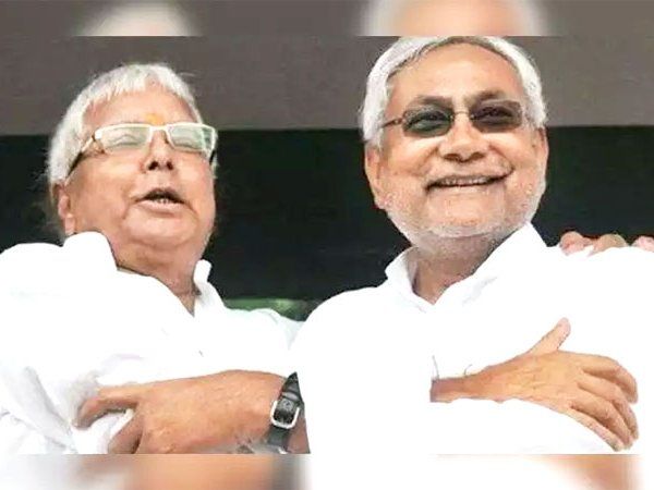 Nitish and Lalu Meeting