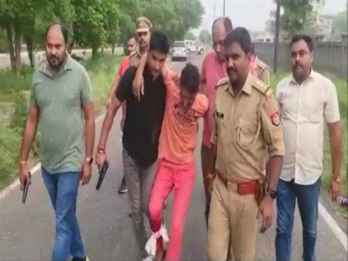 Greater Noida Crime: Greater Noida Police Encounter With Two Chain ...