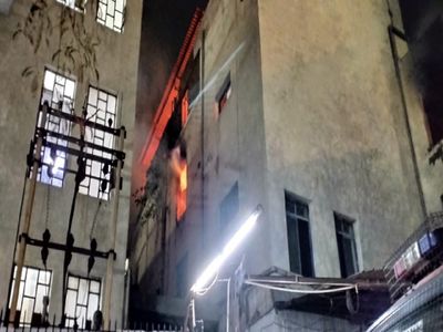 Fire in Noida sector 8 paper factory 