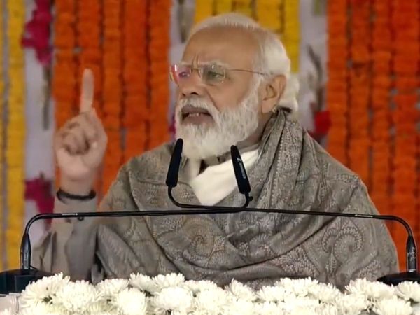 Door to door drinking water: PM Modi will give gift for 13000 villages in January