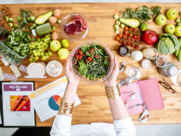 Nutritionist and Dietitian