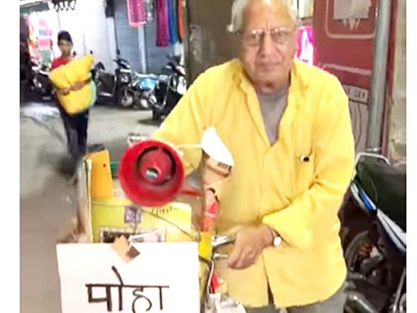OLD POHA SELLER VIRAL VIDEO
