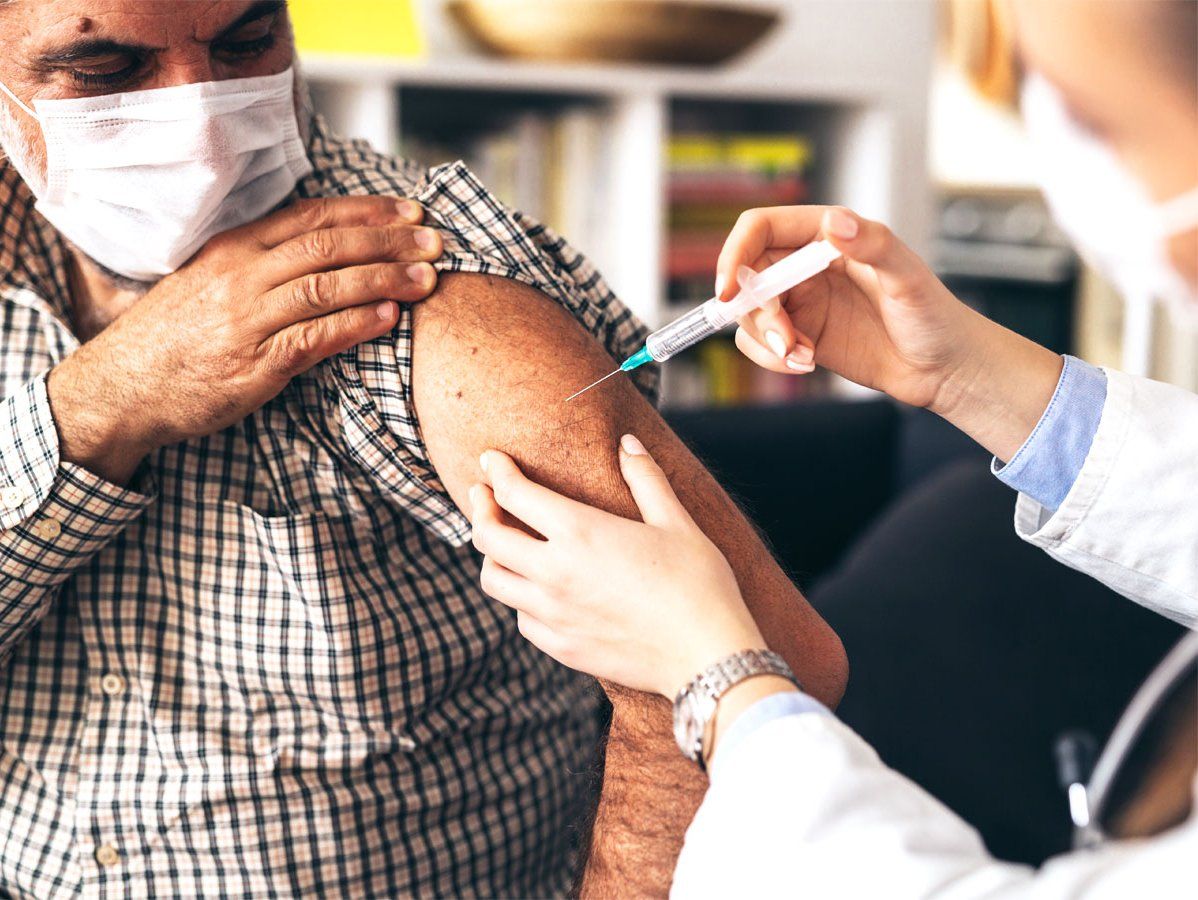 Corona Vaccine:बुजुर्ग, दिव्यांग अब वैक्सीन के लिए नहीं होंगे परेशान, घर के पास ही लगेगा 'टीका'