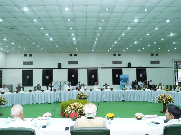 Opposition leaders meeting 