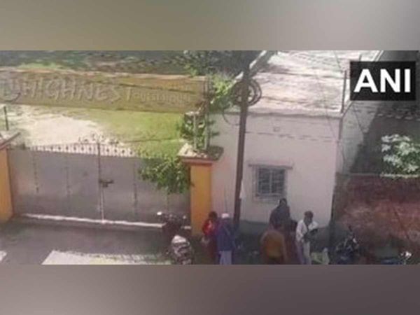 West Bengal Big action of CBI in chit fund scam TMC leader and Halishahar Mayor Raju Sahni arrested