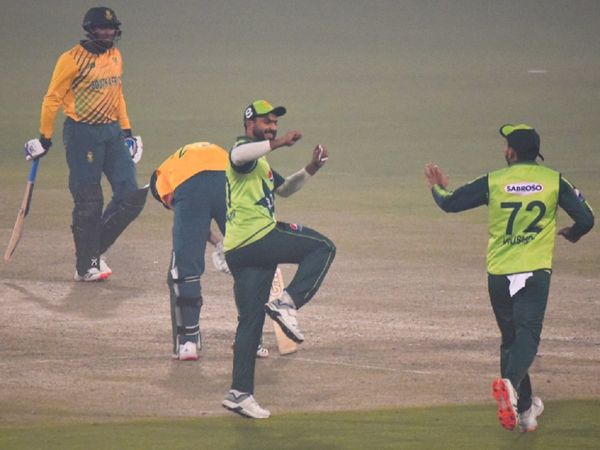 Pakistan beat South Africa in 1st T20I