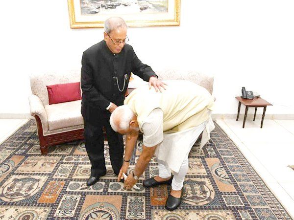 PM Modi expresses deep grief over the demise of former President of India Pranab Mukherjee, shared old pictures