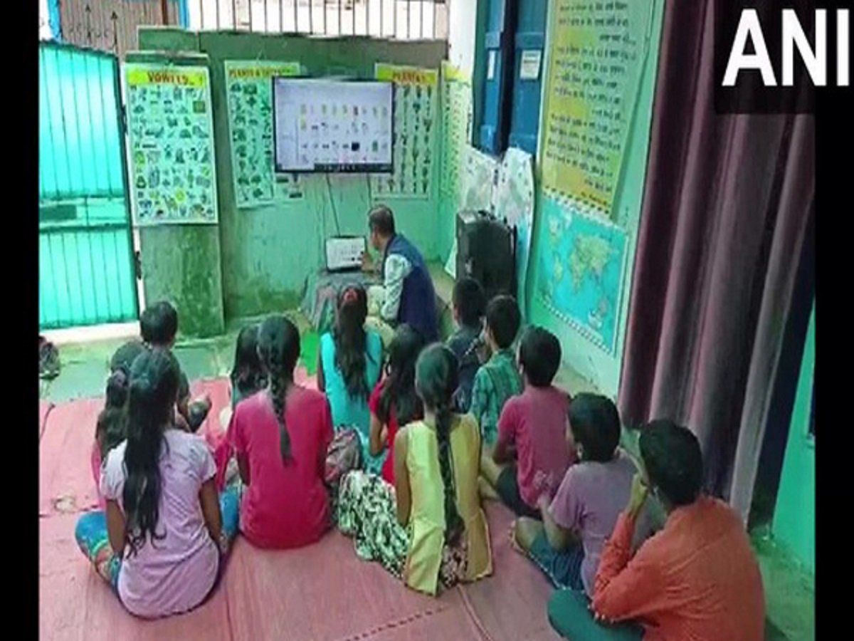 कोविड में अनाथ हुए बच्चों का दिसंबर 2021 तक रजिस्ट्रेशन जरूरी, 10 लाख तक का मिलेगा फायदा