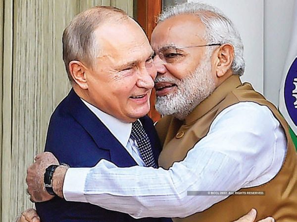 PM Modi holds important meeting on Ukraine crisis, can talk to Putin