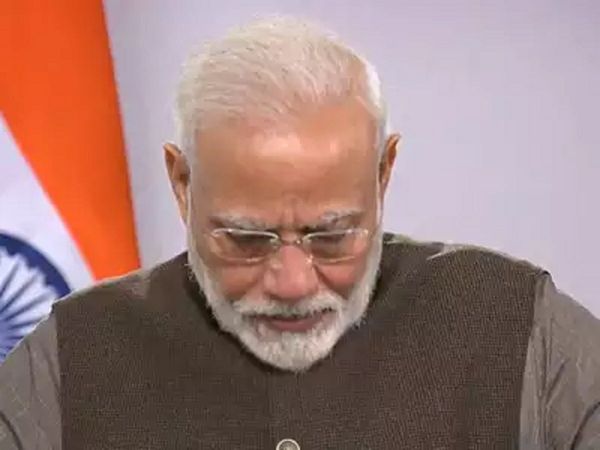 PM Narendra Modi gets emotional during interaction with Janaushadi Pariyojana beneficiaries